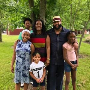 Meet your Posher, Robert